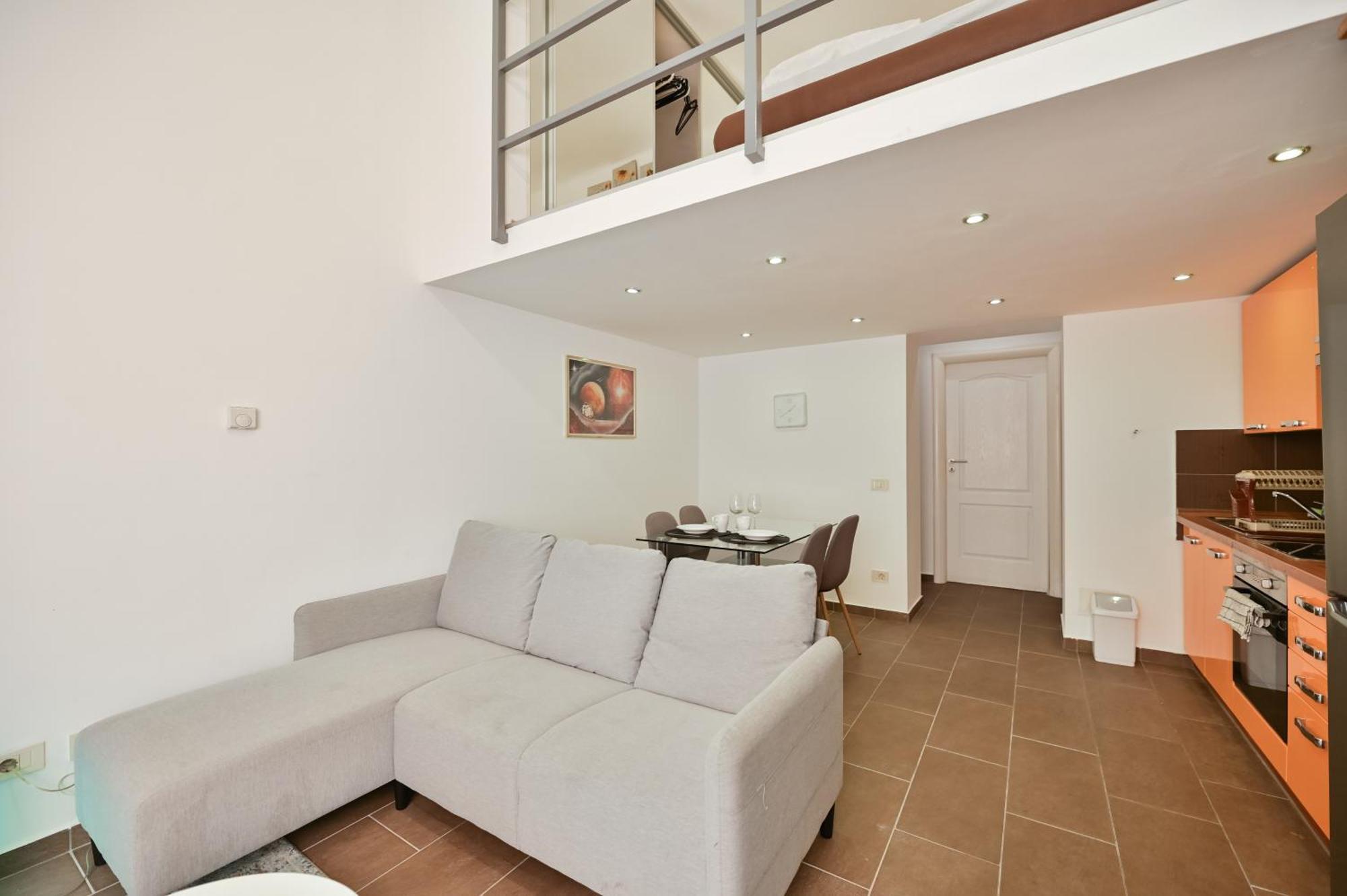 Ferienwohnung Danube Dwelling Akacfa 41 Budapest Exterior foto