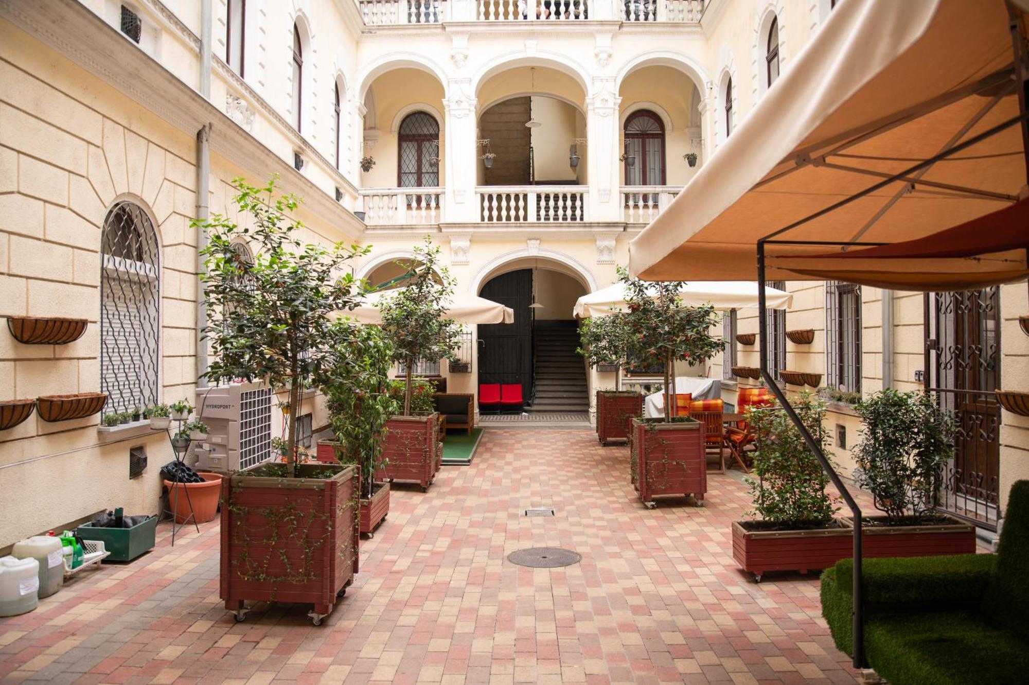 Ferienwohnung Danube Dwelling Akacfa 41 Budapest Exterior foto