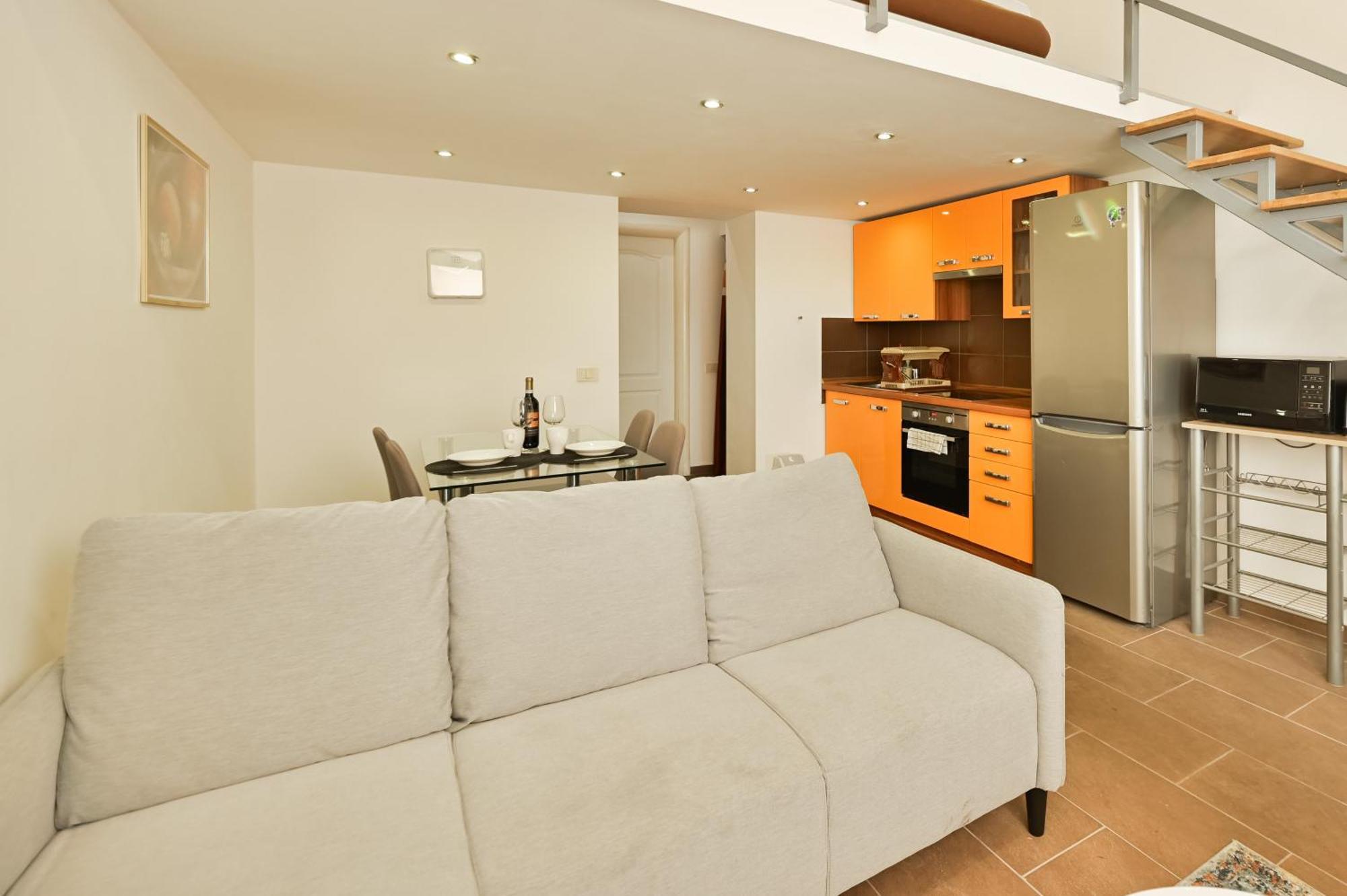 Ferienwohnung Danube Dwelling Akacfa 41 Budapest Exterior foto